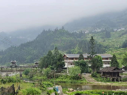 柳州市融水苗族自治县四荣乡荣塘村河边屯集体旅游楼招租项目