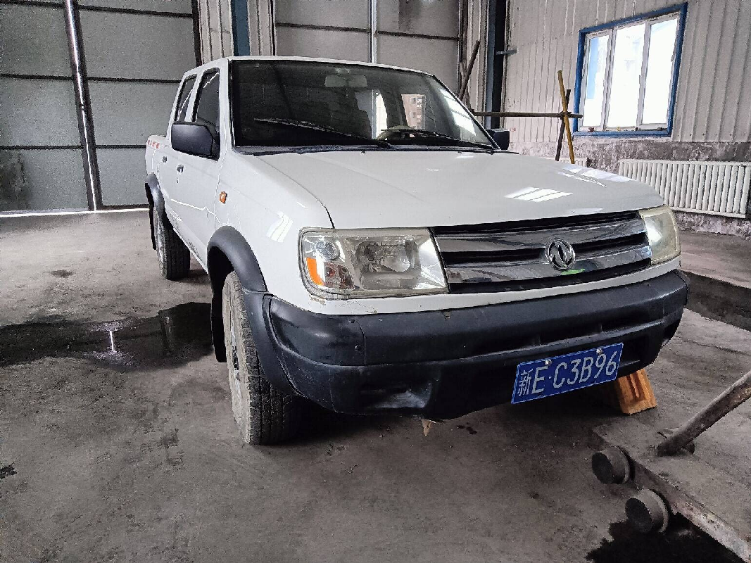 精河县晶羿矿业有限公司转让所属一辆东风牌轻型栏板货车（新EC3B96）(国资监测编号GR2024XJ1000414)