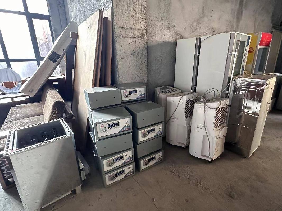 一批酒店用机器设备、红木类家具、普通家具处置（第二次）