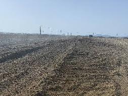 2023年赤峰市阿鲁科尔沁旗耕地储备库（土地平整工程、灌溉与排水工程）项目第二标段（巴彦包特农场2、3号地）的施工中土地公开招选试种方