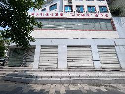罗城县东门镇永宁街等3处共7套资产分别招租（3年）项目交易公告