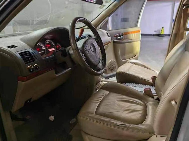 （苏D80686）别克GL8 2006款陆尊3.0LXT导航版车辆转让公告