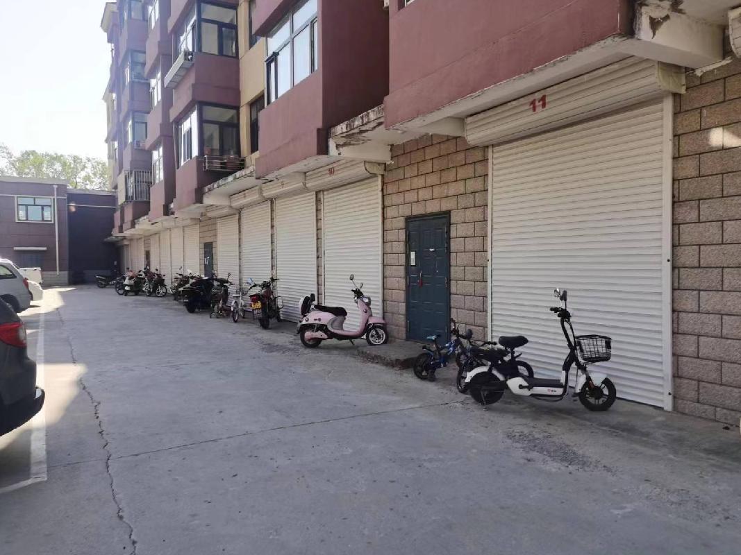 扎兰屯市卧牛河镇扎兰屯农牧场有限公司军垦博业邨小区72处（仓储）车库招租项目专厅(二次挂牌)