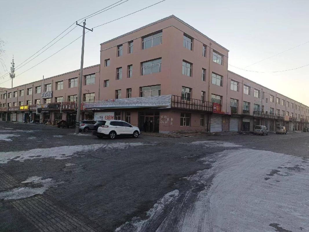 包头市固阳县金山镇新区建材城综合楼、三层东面从南往北第一间、三层北面从西往东第一间、三层北面从西往东第二间(二次挂牌)