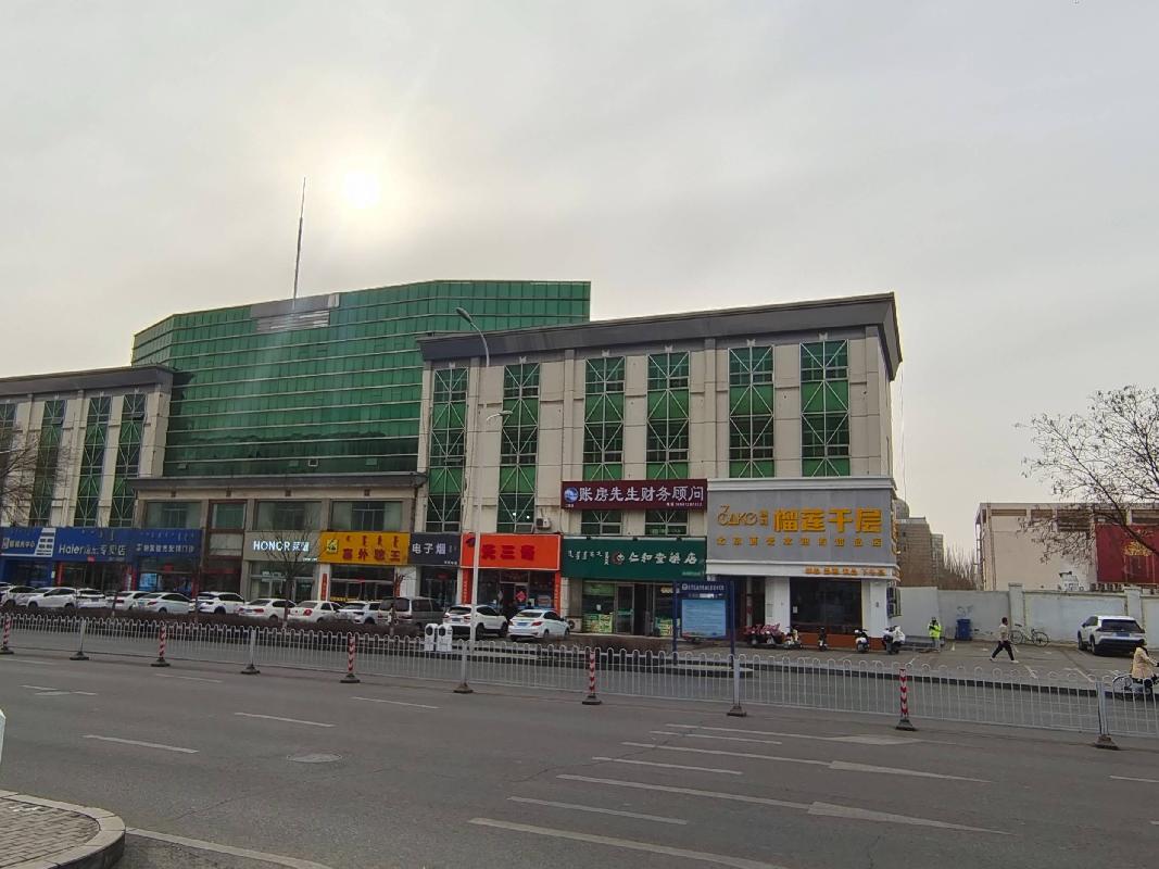 包头市东河区南门外大街5号街坊(二次挂牌)