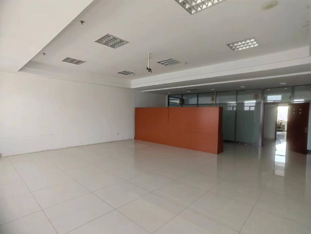 赛罕区鄂尔多斯东街金融住宅小区2号楼14层1401-10出租