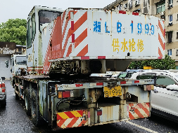 湘LB1999中联牌ZLJ5230JQZ16D重型专项作业车转让