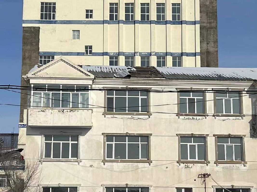 鄂温克族自治旗锡尼河西苏木呼伦贝尔北雪乳业有限责任公司房产等6处房产
