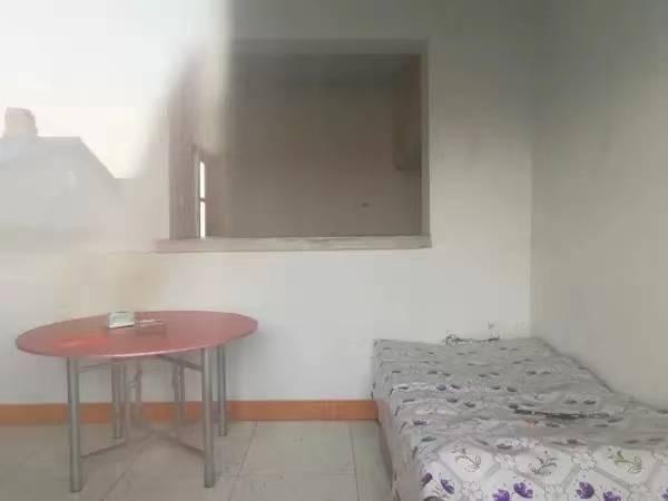 鄂伦春自治旗大杨树镇桥东七委房屋等6处房产