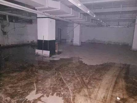 海拉尔区正阳办草市街宏运畅通综合楼地下1号房产