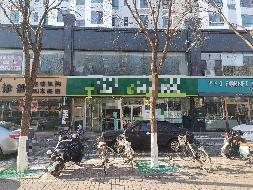 包头市昆区钢铁大街12号街坊民主底店5号、青山区民主路4号街坊健康新城光辉一区18-106、青山区文化路乙154号