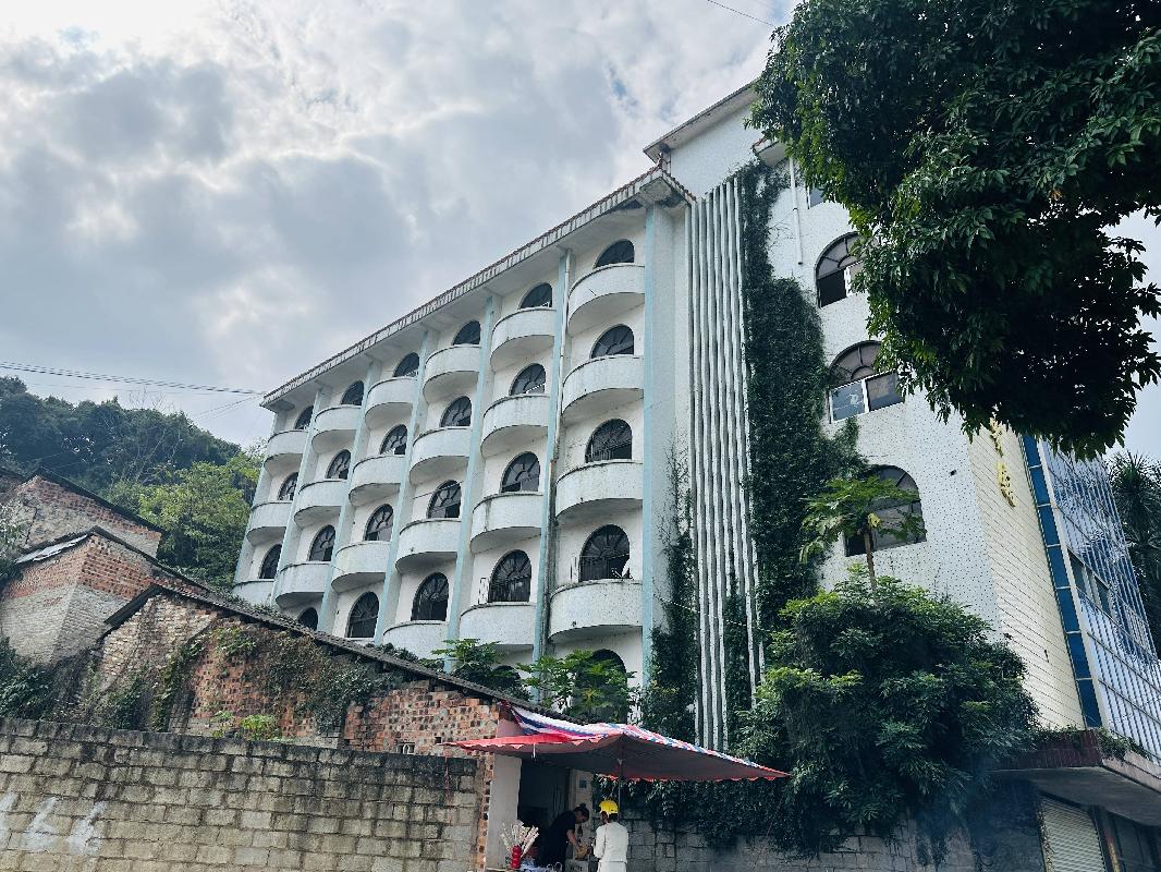广西壮族自治区凭祥公路养护中心旧局公路宾馆招租（5年）项目交易公告