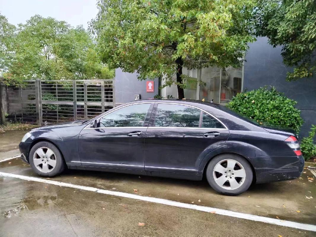（苏BJ6608）梅赛德斯奔驰WDDNG56X88A小型轿车转让公告(国资监测编号GR2024JS2007593)