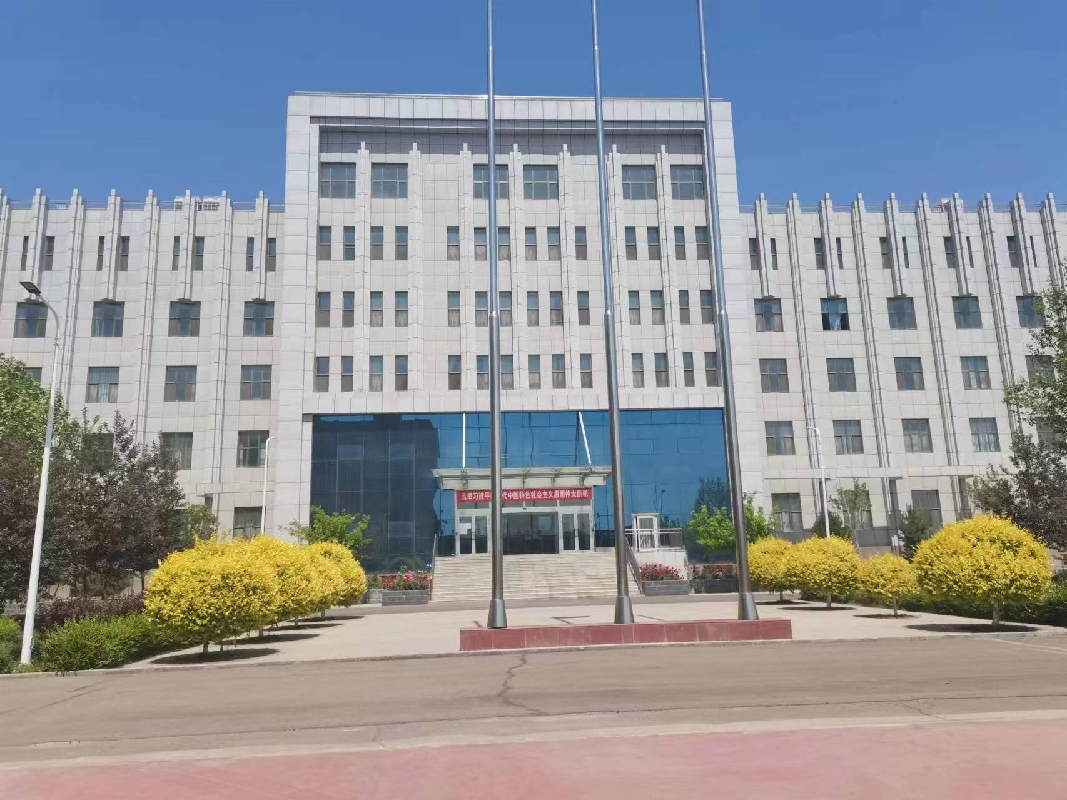 伊犁州伊宁县胡地亚于孜镇胡地亚于孜大街6号伊河电力公司办公驻地整体资产对外招租（租期十年）（二次挂牌）