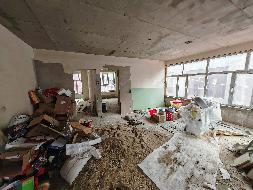 商都县新风东路南、府左街东吉新雅苑二期住宅小区26号楼4单元4楼西户的房产转让项目