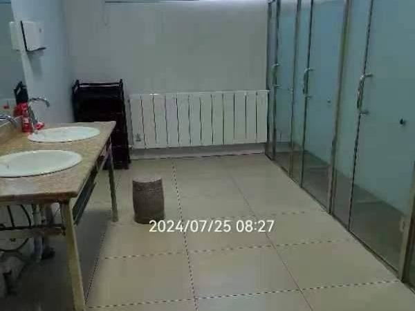 呼和浩特市新城区东影南路中国银行内蒙古自治区分行1号楼活动中心出租（年租金底价255200.00元，租期5年）