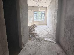 尼勒克县交通物流产业园4#管理用房（约为5520.09㎡）对外招租，租期五年