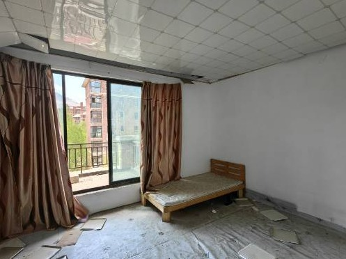 西藏自治区拉萨市柳梧新区海亮世纪新城I期河畔家园A 区3栋3单元301号住宅(国资监测编号GR2024HN1001207)