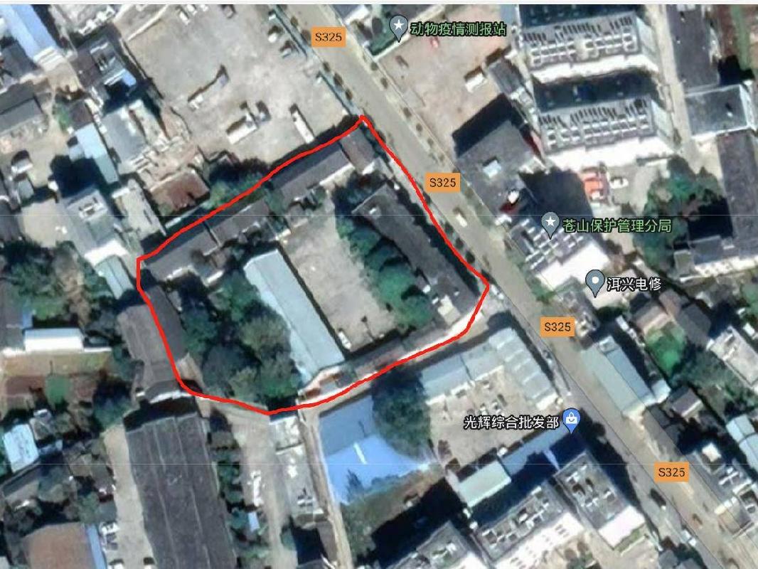 洱源县茈碧湖镇钟凤路房屋建筑物及土地使用权(三次挂牌)