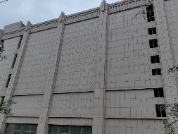 内蒙古杭锦农村商业银行股份有限公司持有的鄂尔多斯市东朗房地产开发有限责任公司（锡尼镇林荫南路西侧日月轩D区11#501）房产转让