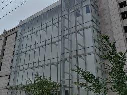 内蒙古杭锦农村商业银行股份有限公司持有的鄂尔多斯市东朗房地产开发有限责任公司（锡尼镇林荫南路西侧日月轩D区11#501）房产转让