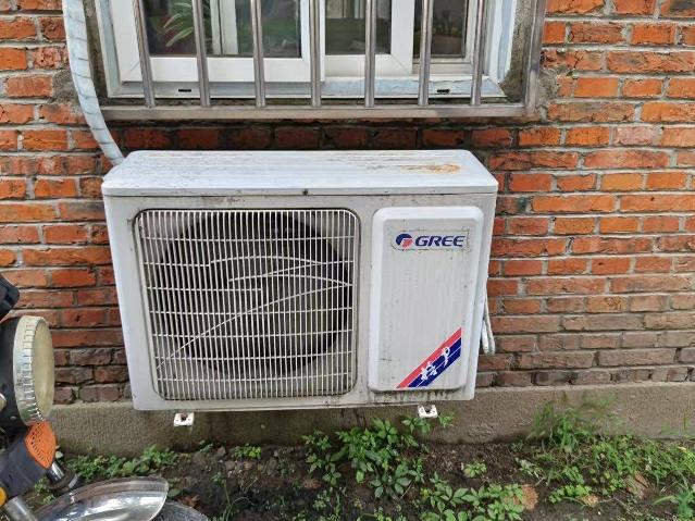 废旧物资（电脑、空调、翻砂行车、烘箱）转让公告