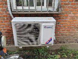 废旧物资（电脑、空调、翻砂行车、烘箱）转让公告