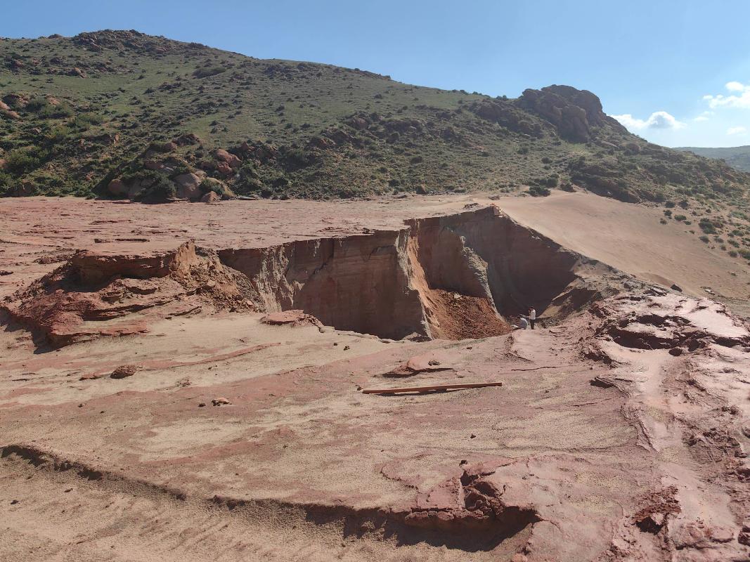 约3.27万m³脉金矿尾矿砂转让（察哈尔右翼中旗辉腾锡勒旅游投资开发有限公司）(国资监测编号GR2024NM1002970)