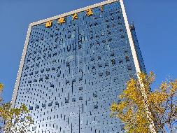 可克达拉市国投大厦第九层在建工程（约944.33㎡）整体对外转让