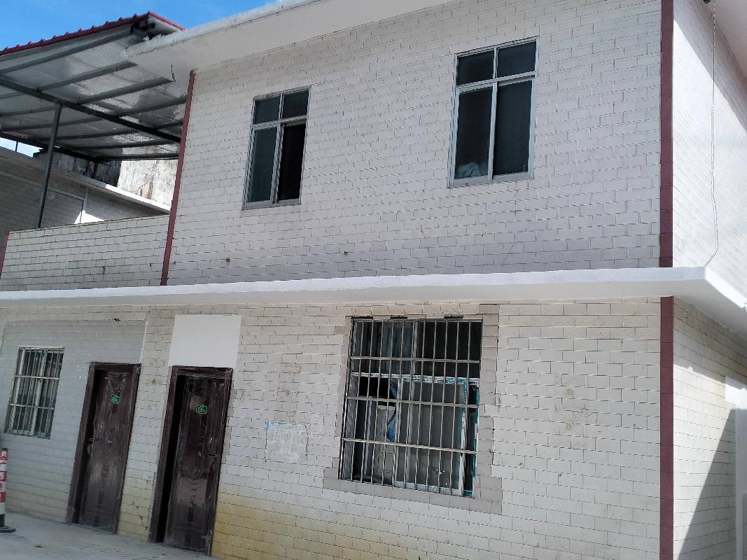 广西壮族自治区隆林公路养护中心德峨养护站4处房屋整体招租（4年）项目交易公告