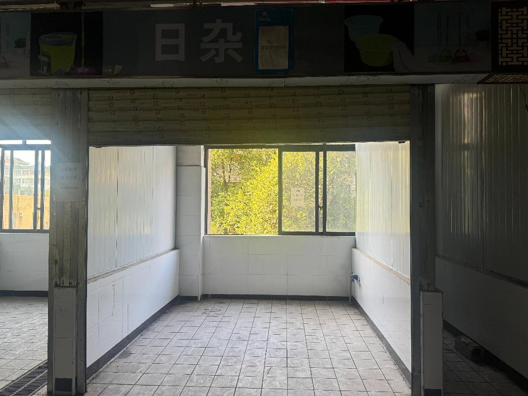 [柳州市]柳州市柳北区胜利街道北雀路68号之一宝丰盛世名邸1栋2-257摊位招租项目