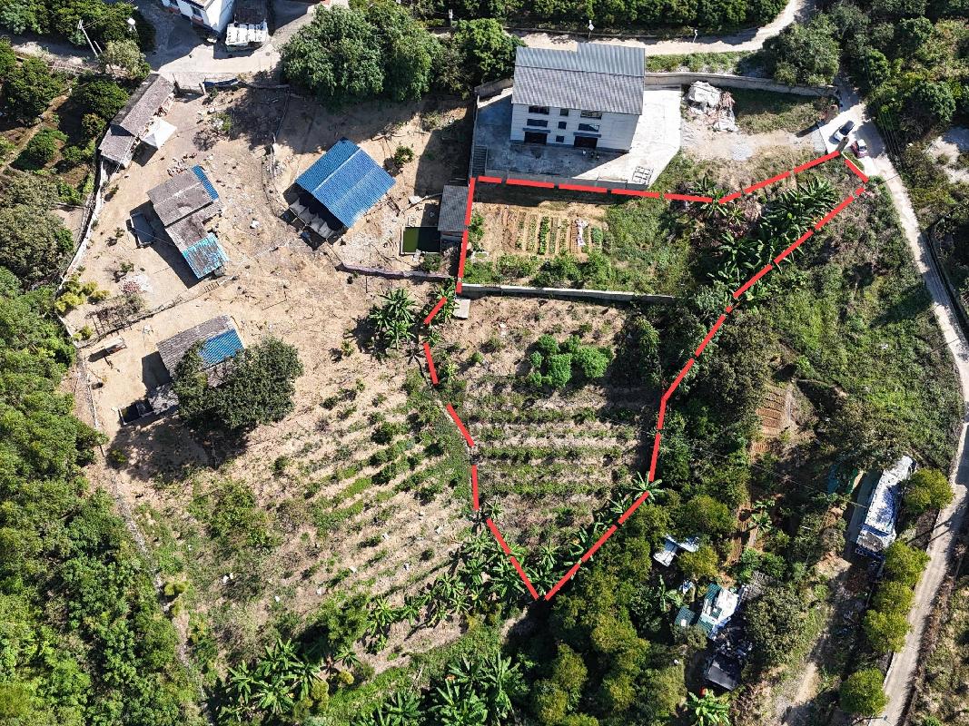 [柳州市]柳州市城中区静兰街道柳东村下坭屯约3.8亩土地（承包）经营权流转项目