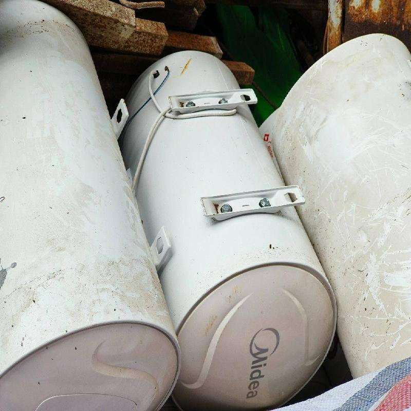 陇南长河商贸有限公司空调、热水器、废旧钢铁、搅拌机及皮卡车、厢式汽车等一批资产转让项目公告（第二次）