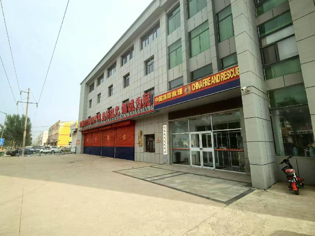 化德县益民大街南武警中队东土地使用权及地上建筑物公开转让(化德县国有资产和投资评审中心)(三次挂牌)