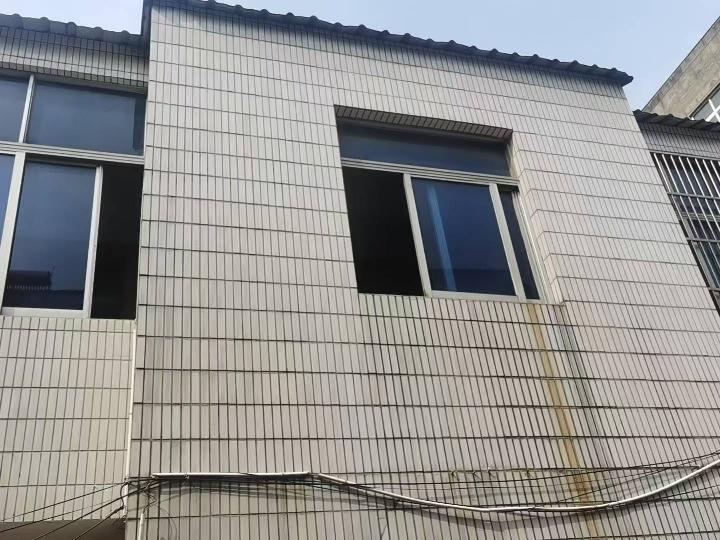 常州市钟楼区邹区镇影剧院南侧房屋招租公告