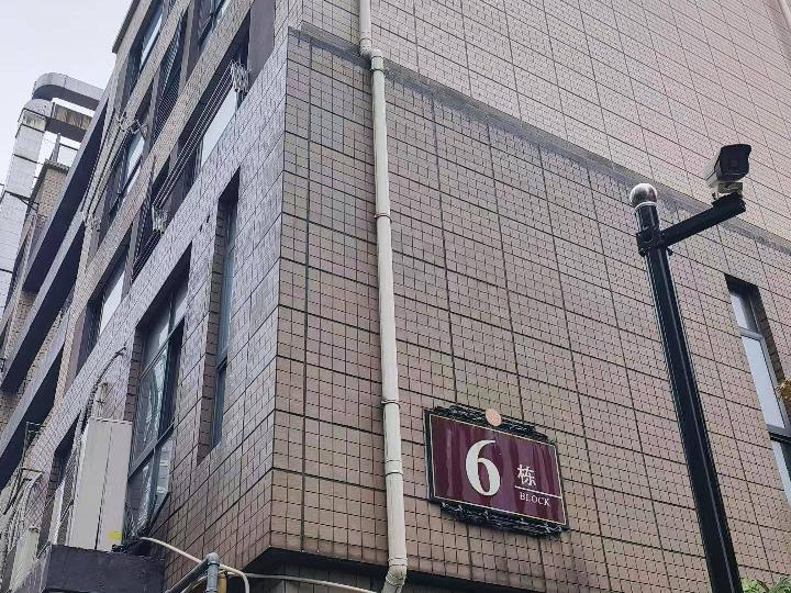 府翰苑6幢301室招租公告