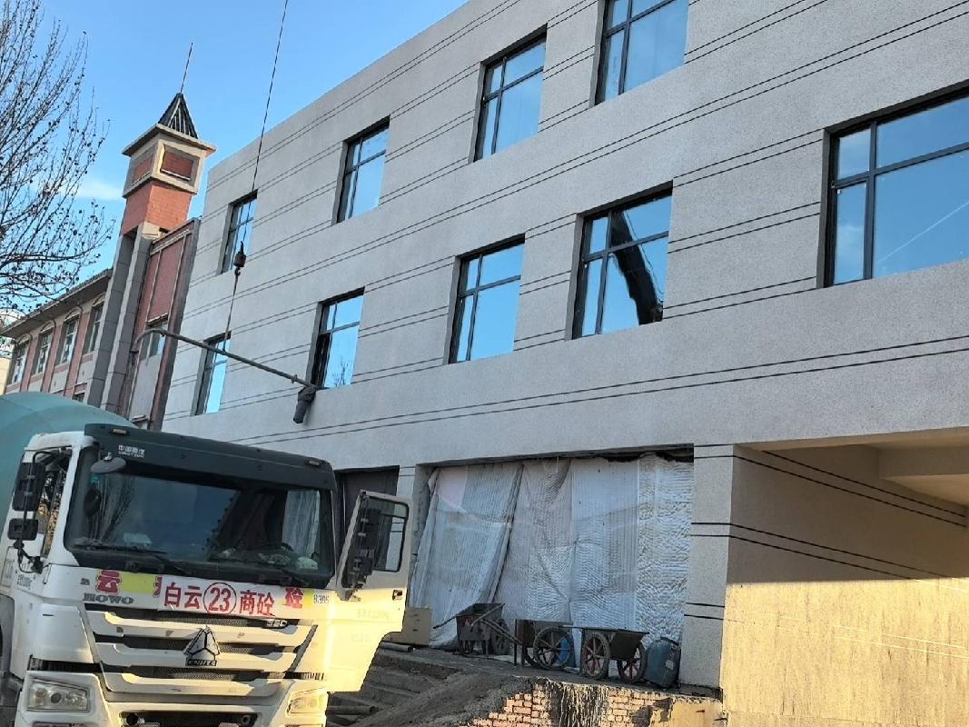 包头市白云鄂博矿区百灵道西侧原糖业大院博众综合楼公开转让