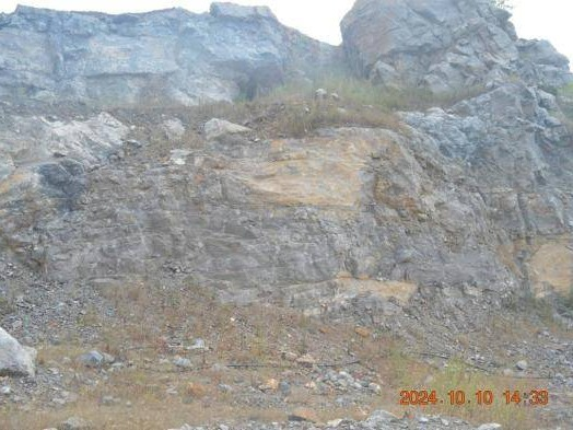 邳州市燕子埠镇韩山废弃露采矿山生态修复产生的废弃土石料（含废弃石料、碎石和渣土）转让公告(国资监测编号GR2024JS4009853)