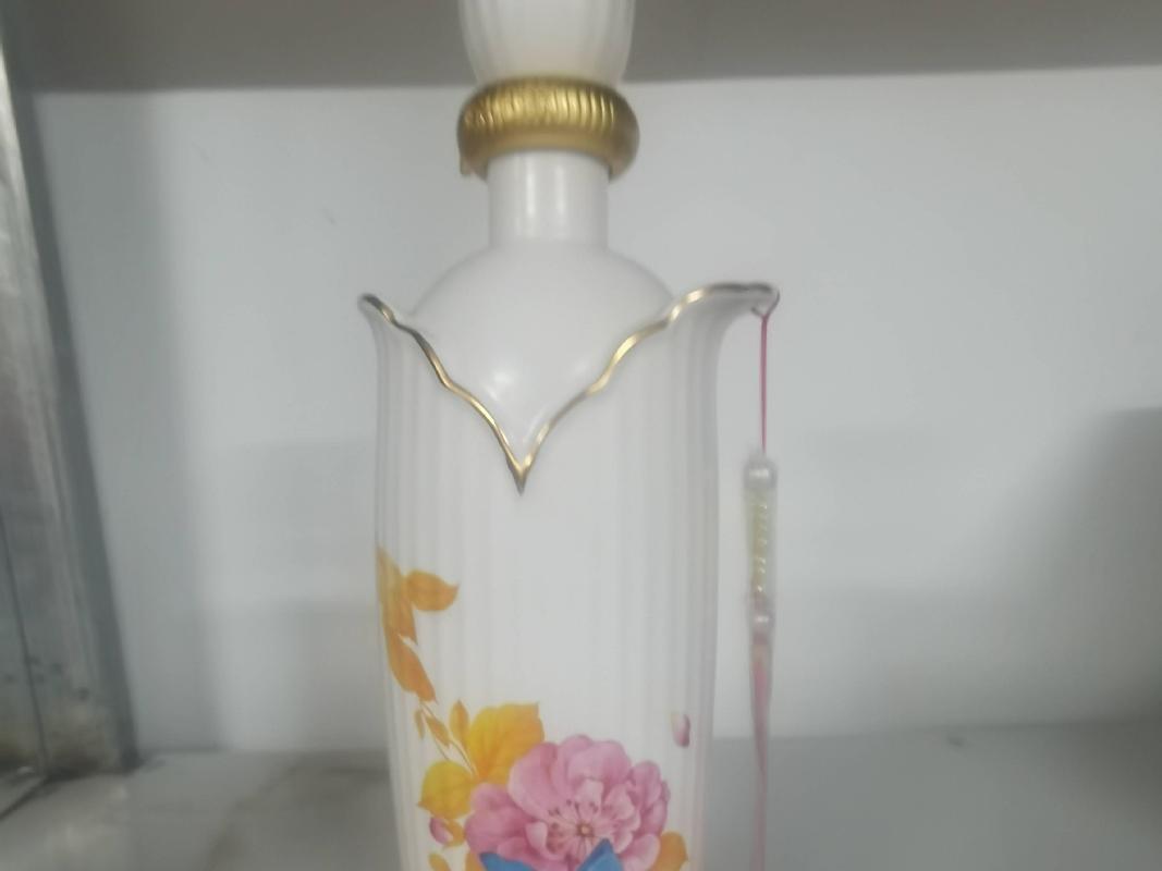 一批山西杏花村汾酒集团有限责任公司出品（碟花缘）白酒转让询价项目
