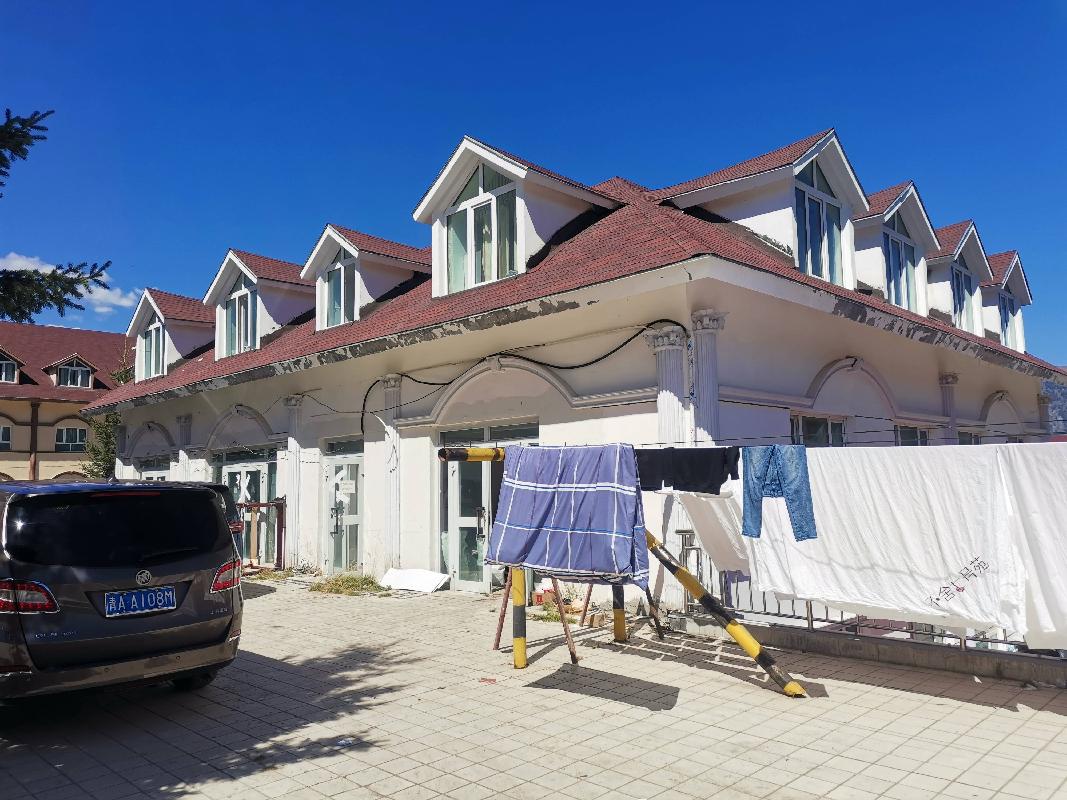 新疆文旅投酒店集团有限公司租赁位于阿勒泰地区布尔津县贾登峪喀纳斯文化广场9号、12号商业楼项目（资产包三）(国资监测编号GR2024XJ1001443)