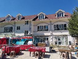新疆文旅投酒店集团有限公司租赁位于阿勒泰地区布尔津县贾登峪喀纳斯文化广场9号、12号商业楼项目（资产包三）(国资监测编号GR2024XJ1001443)