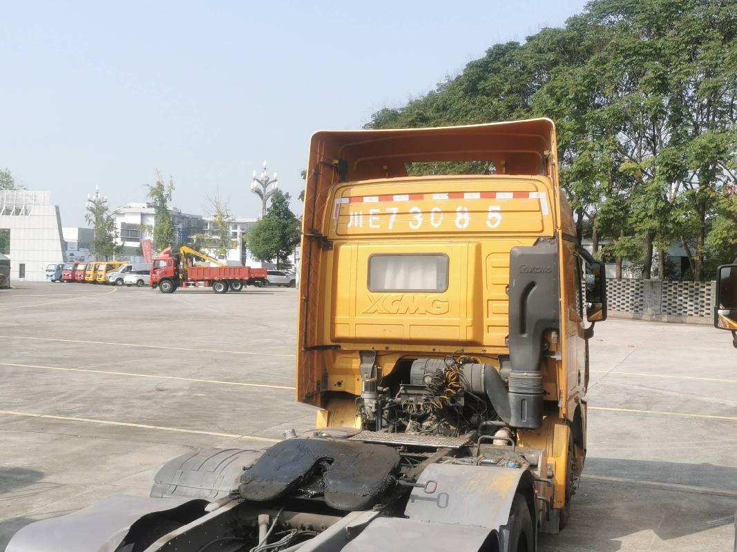 1台牵引车№XG2465-05转让公告