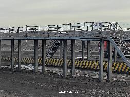 新疆哈密三塘湖能源开发建设有限责任公司租赁位于哈密三塘湖矿区石头梅一号露天煤矿一期工程6个篷布区土方及钢结构平台构筑物资产(国资监测编号GR2024XJ1001411)