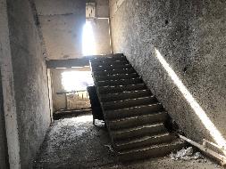 鞍山市千山区鞍刘路142号1-3层S13号1套商铺转让项目交易公告