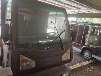 厂内机动车（2T厢式货车）转让公告