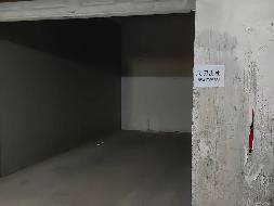 赤峰市敖汉旗新惠镇兴隆街东振兴路北吉祥家园地下46号车库公开出租 （年租金底价2000.00元，租期3年）