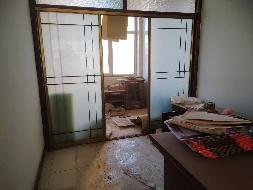 西乌珠穆沁旗巴拉嘎尔高勒镇一套住宅和一间车库打包处置