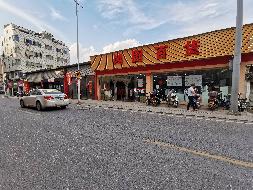 大陈镇大陈二村镇中北路钢棚招租
