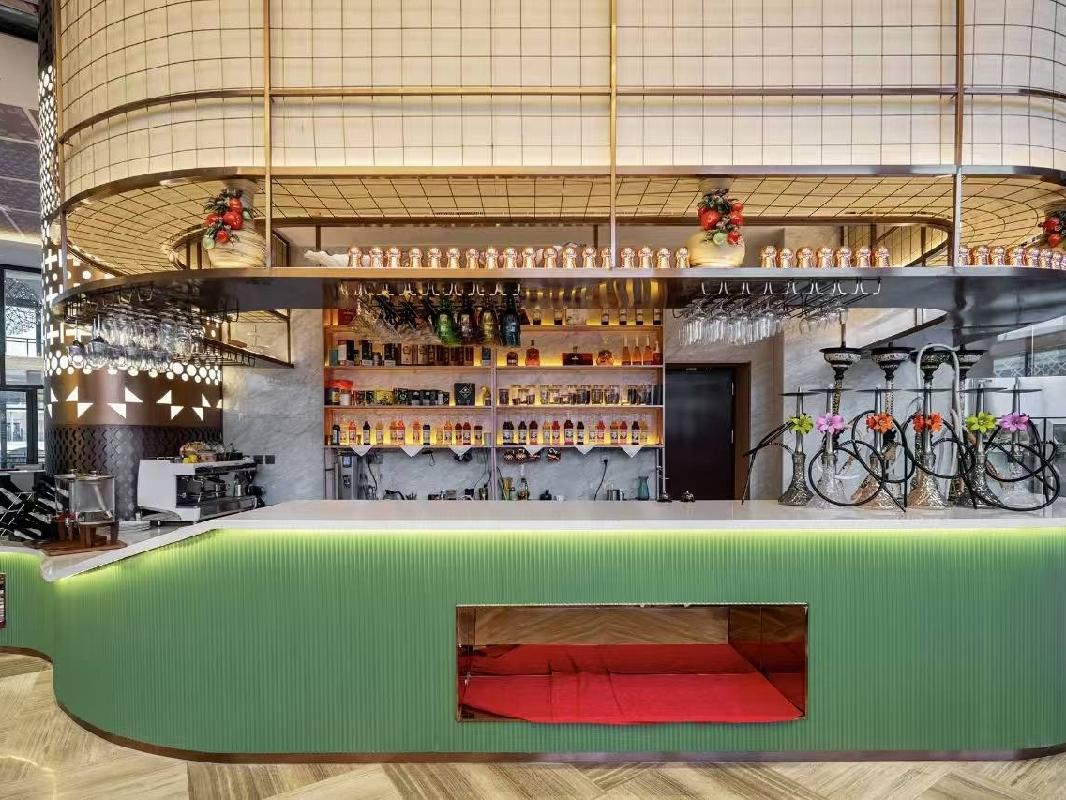 三亚新旅投疆来酒店管理有限公司租赁位于三亚市天涯区海坡度假区凤翔路新海干部疗养基地项目一期负二层至一层三亚新疆大厦餐厅及配套设施设备(国资监测编号GR2025XJ1000075)