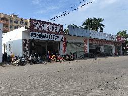 广西壮族自治区容县公路养护中心厢南养护站大门东西两侧仓库分别招租（5年）项目交易公告